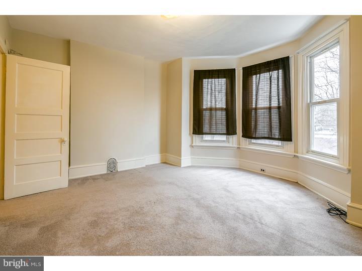 4827 Ridge Avenue Philadelphia, PA 19129 - Photo 6 of 10 Bedroom - Main