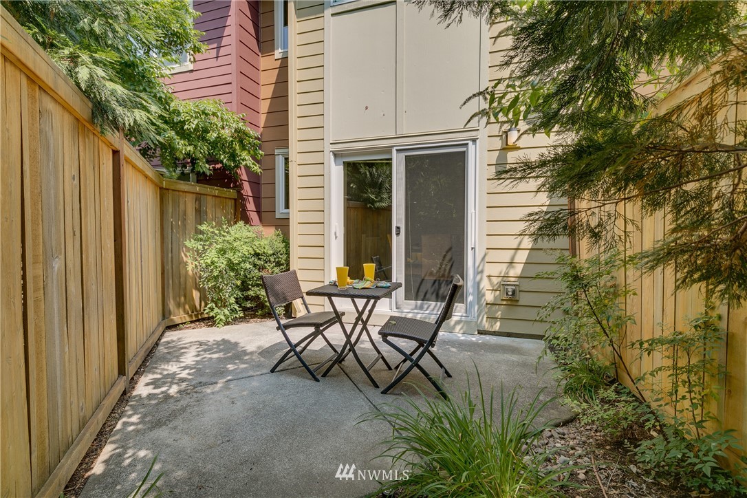165 Cougar Ridge Road Northwest, Unit 1004 Issaquah, WA 98027 - Photo 9 of 22