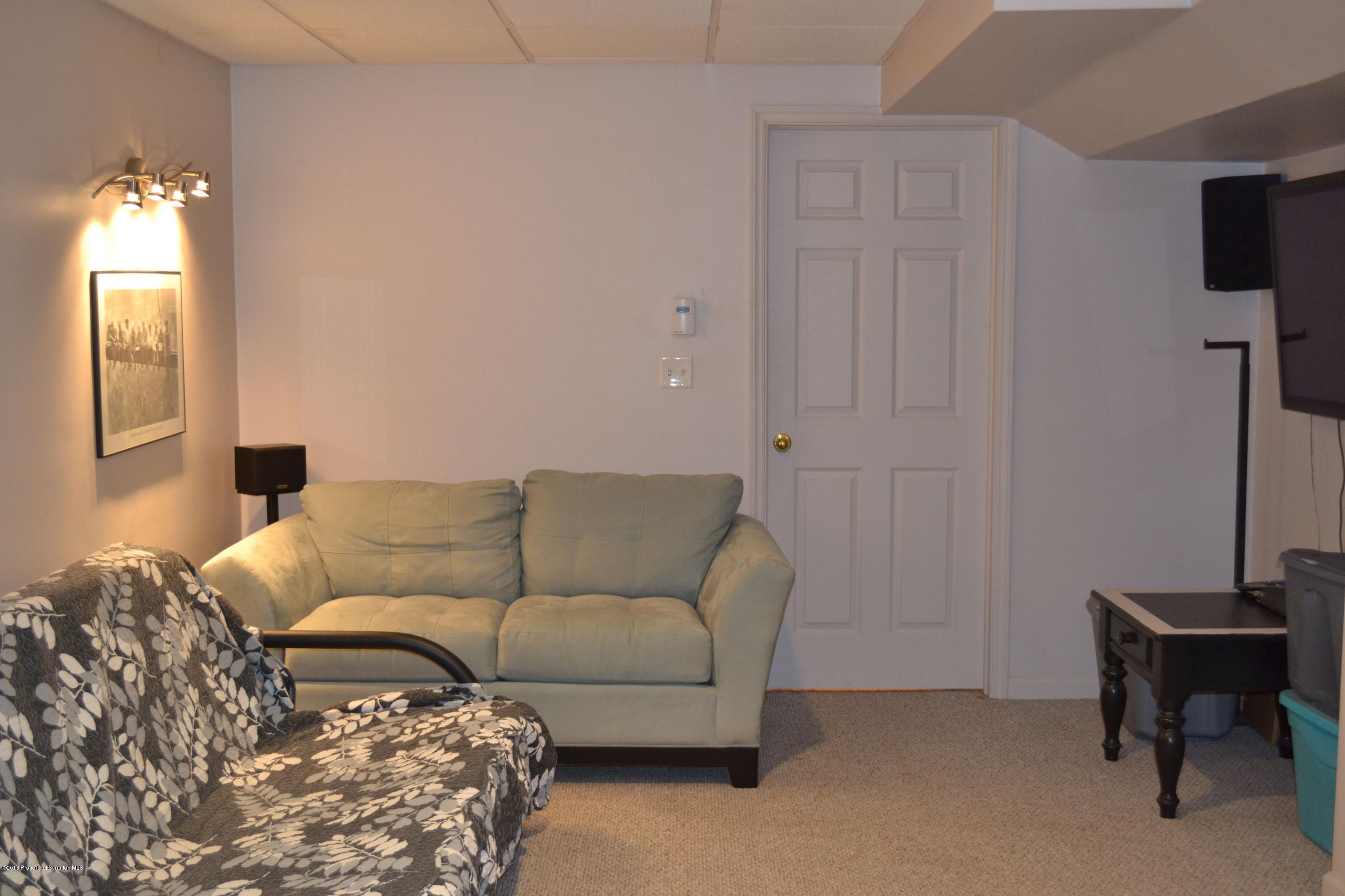 511 Knickerbocker Road Nicholson, PA 18446 - Photo 30 of 38 Gallery Image 30