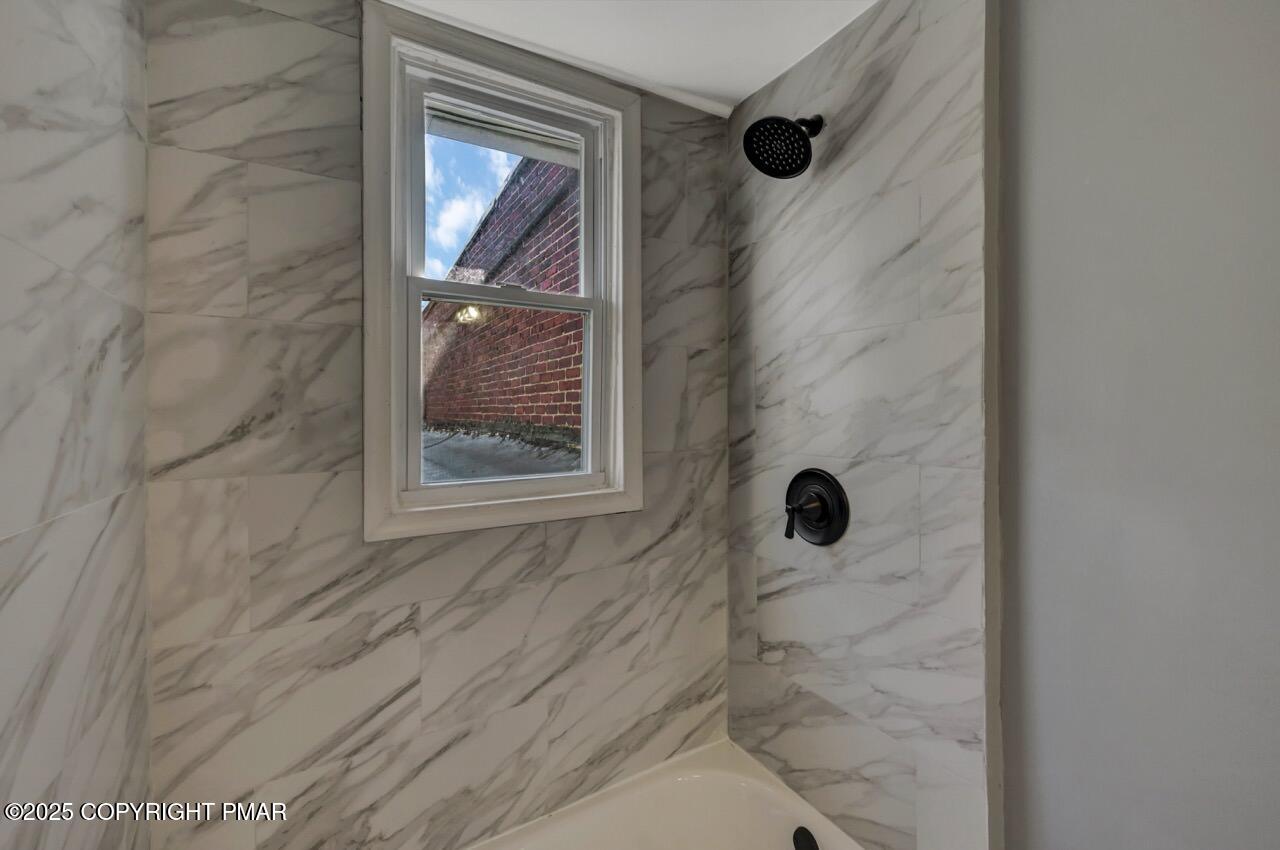 128 East Broad Street Tamaqua, PA 18252 - Photo 63 of 86 126-128 E Broad St 64 - 3rd Floor Large