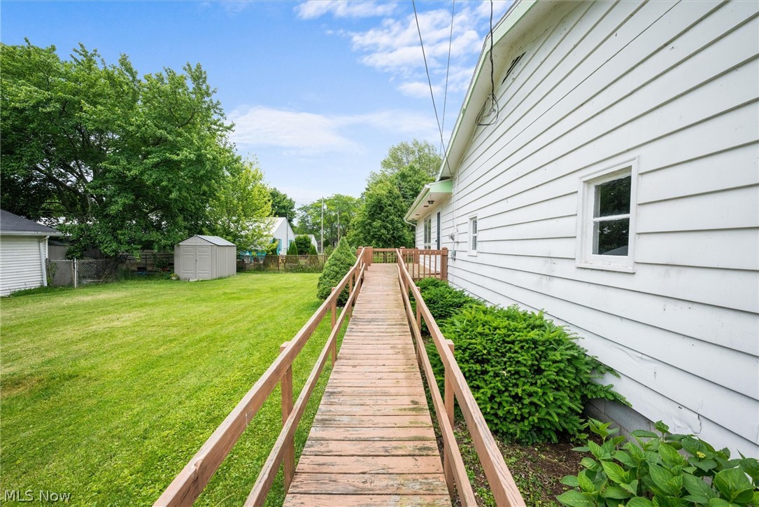 316 Deerwood Road Huron, OH 44839 - Photo 23 of 37 Side of the house - ramp leading to the rec room.