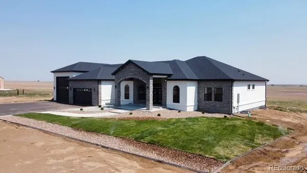 $1,070,000 | 38339 East 149th Place, Keenesburg, CO 80643