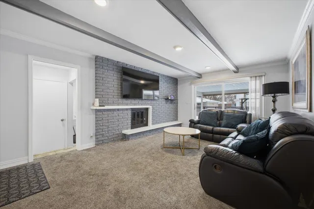 $400,000 | 32523 Cambridge Drive, Warren, MI 48093