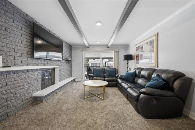 $400,000 | 32523 Cambridge Drive, Warren, MI 48093