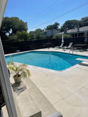 $400,000 | 32523 Cambridge Drive, Warren, MI 48093