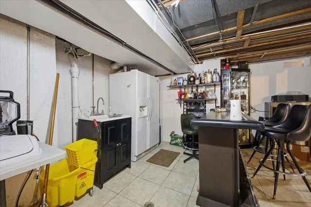 $400,000 | 32523 Cambridge Drive, Warren, MI 48093