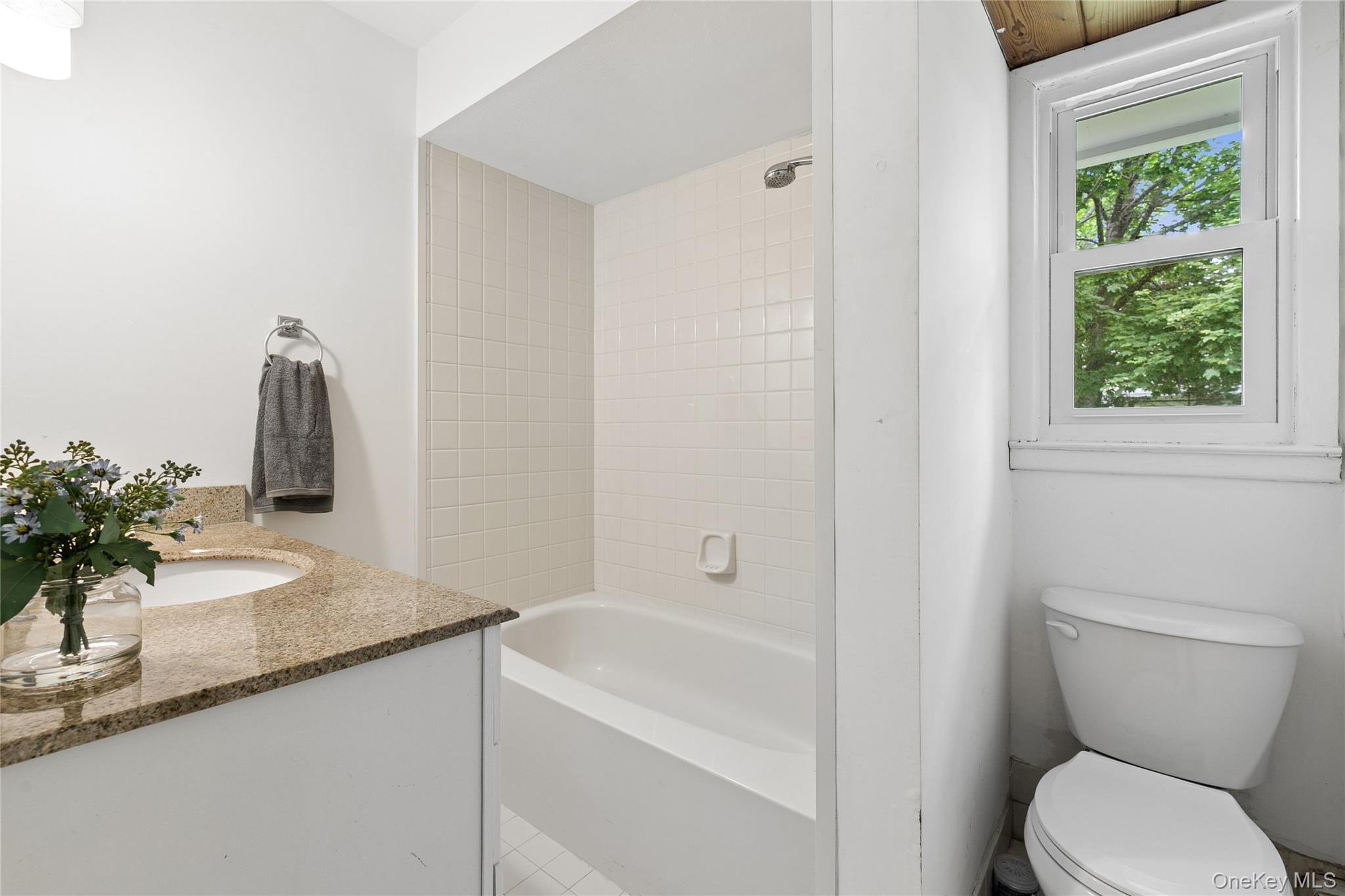 111 Miller Road Southampton, NY 11968 - Photo 21 of 29 Downstairs Full Bath