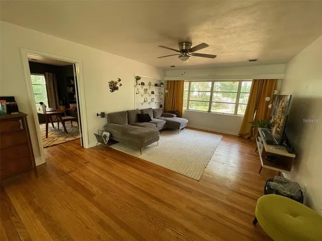 $250,000 | 23376 Northwest County Road 236, High Springs, FL 32643