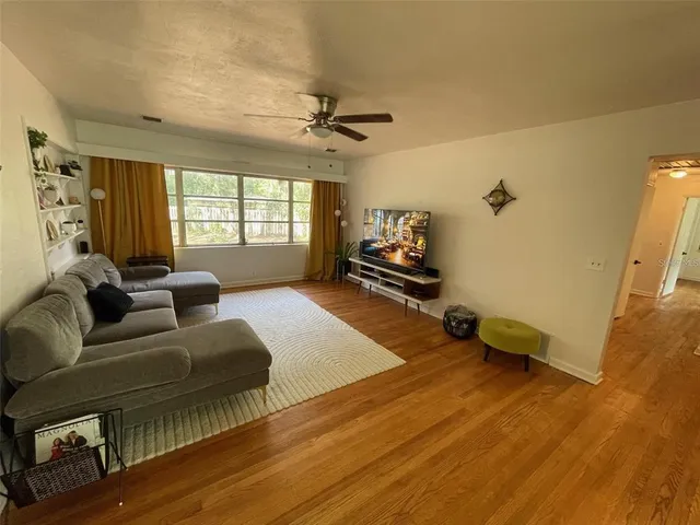 $250,000 | 23376 Northwest County Road 236, High Springs, FL 32643