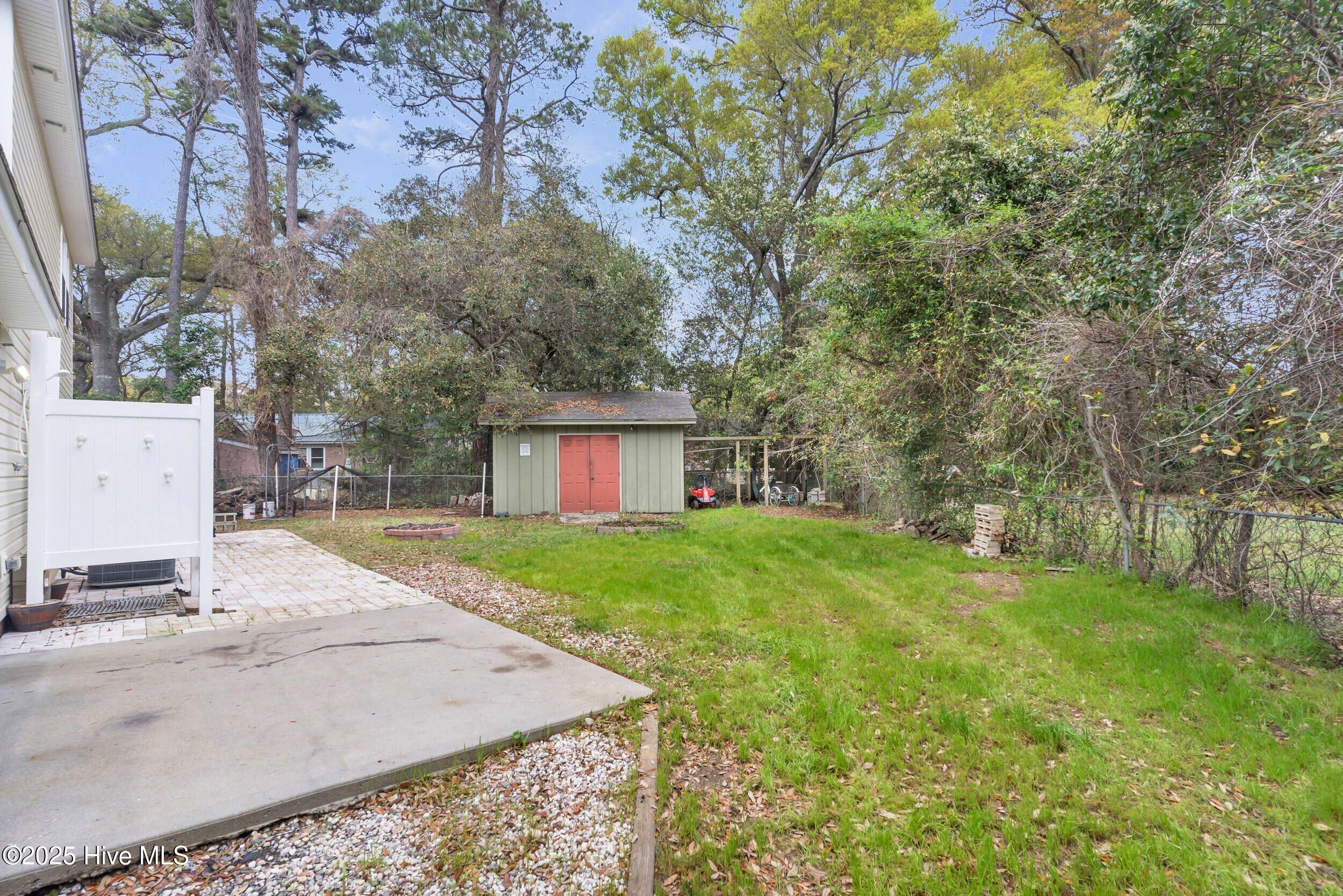 205 Hickory Knoll Road Wilmington, NC 28409 - Photo 30 of 47 205hickoryknollrd_00030