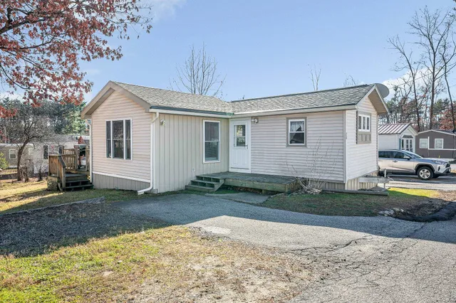 $160,000 | 31 Page Road, Unit 20, Litchfield, NH 03052