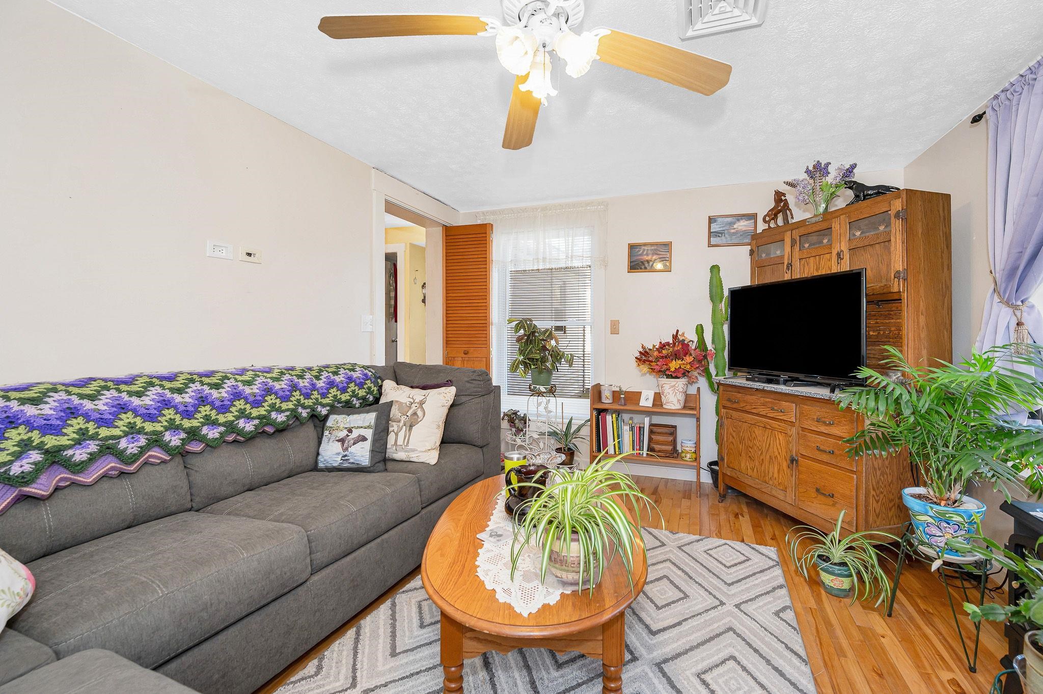 31 Page Road, Unit 20 Litchfield, NH 03052 - Photo 7 of 26