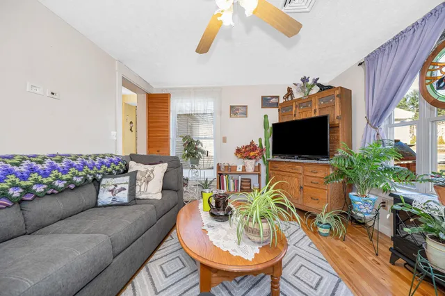 $160,000 | 31 Page Road, Unit 20, Litchfield, NH 03052