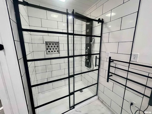 $125,000 | 3 Rye Court, Macomb, IL 61455