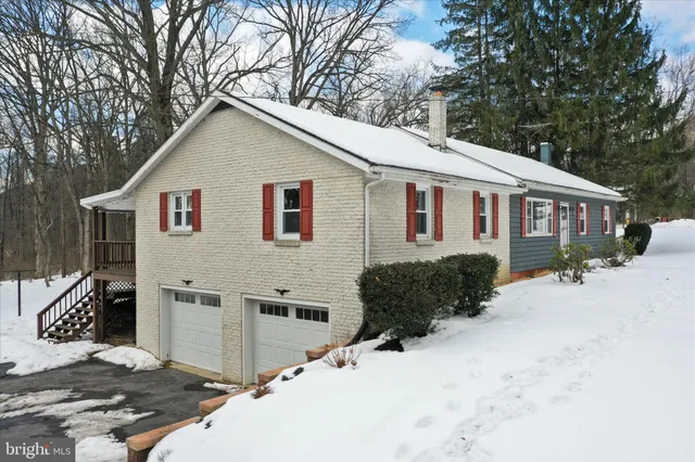 $369,900 | 9654 Circle Drive, St. Thomas, PA 17252
