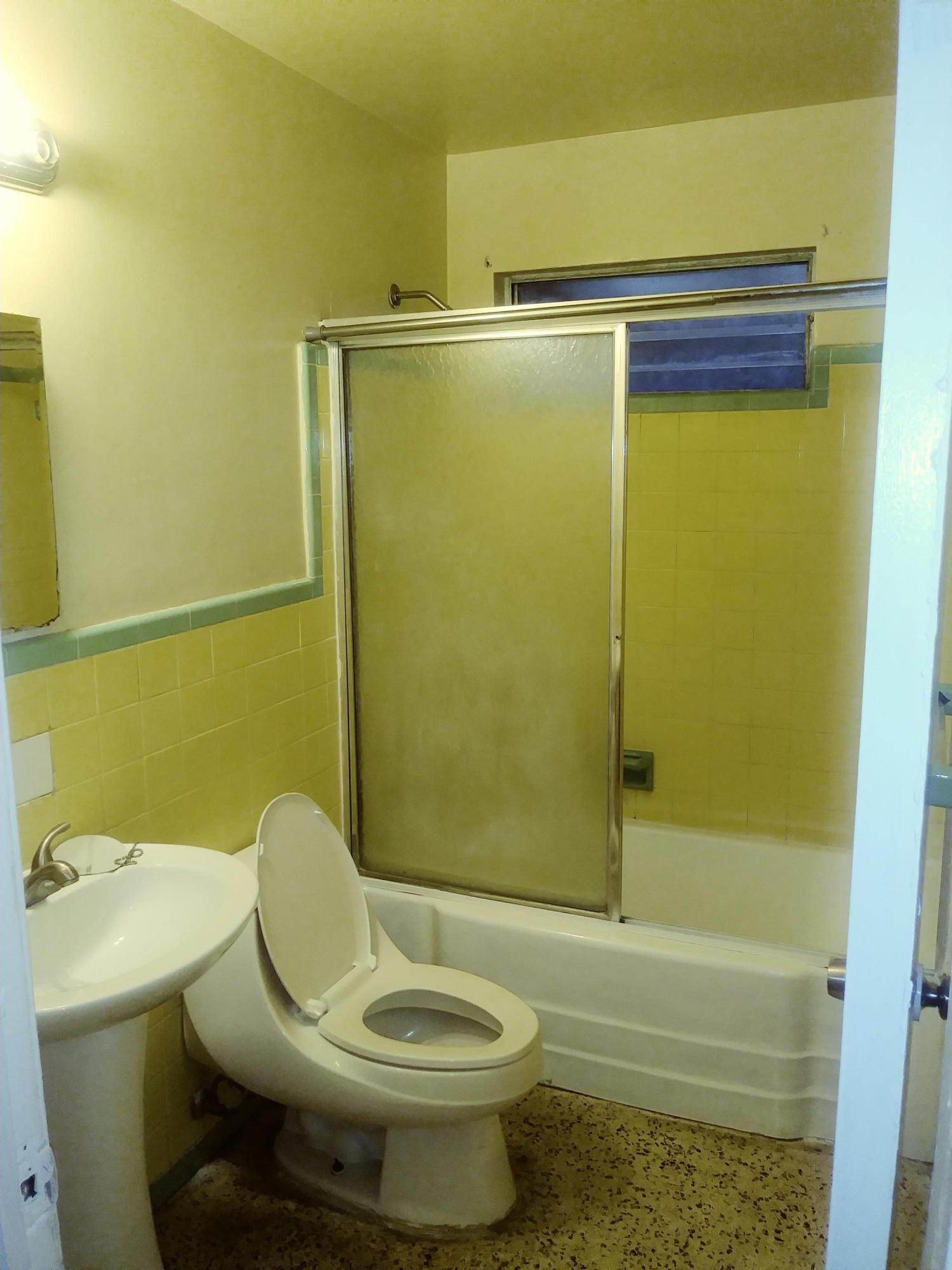 168 West 13th Street Riviera Beach, FL 33404 - Photo 6 of 6 168 2nd Bath