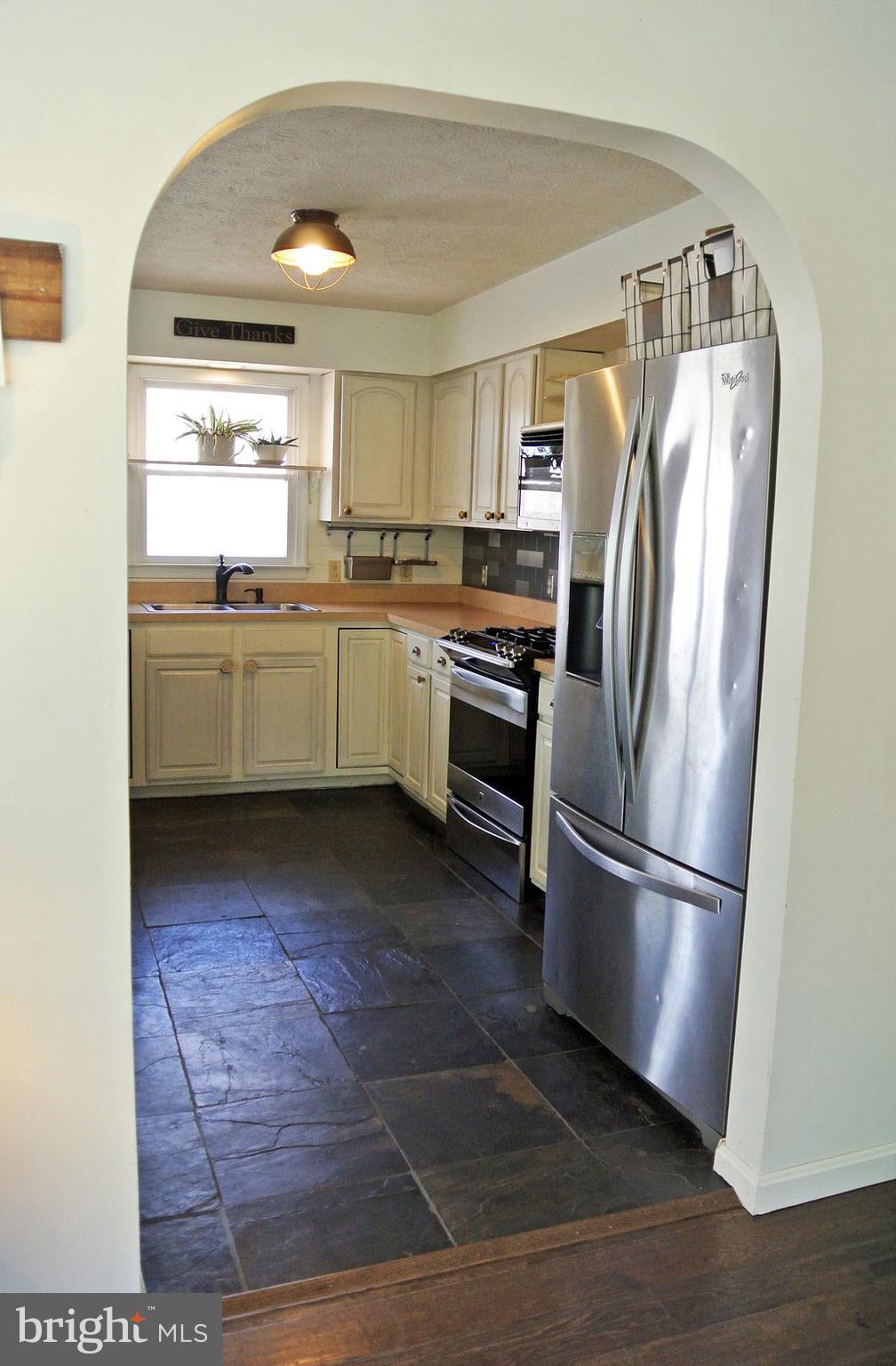 376 Goosemar Road Rising Sun, MD 21911 - Photo 11 of 23 Kitchen-side view stainless steel appliances