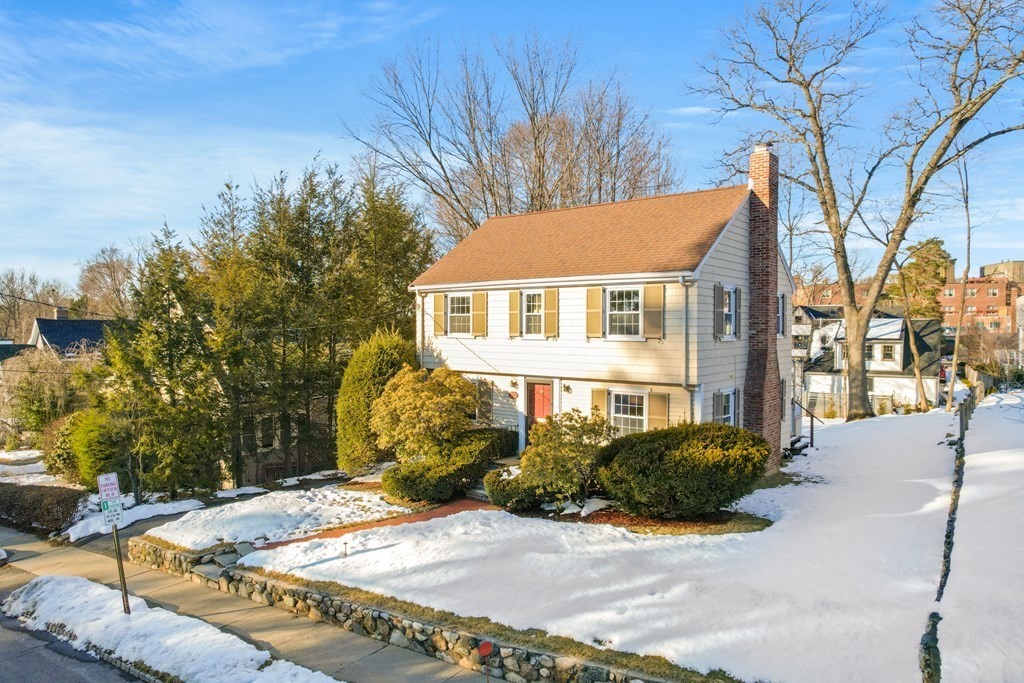 30 Kenwin Road Winchester, MA 01890 - Photo 3 of 40 Gallery Image 3