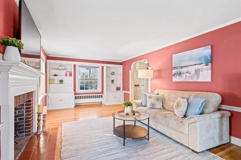 30 Kenwin Road Winchester, MA 01890 - Photo 8 of 40 Gallery Image 8
