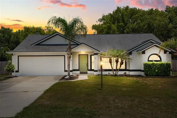 $394,900 | 5543 Pine Street, Mount Dora, FL 32757