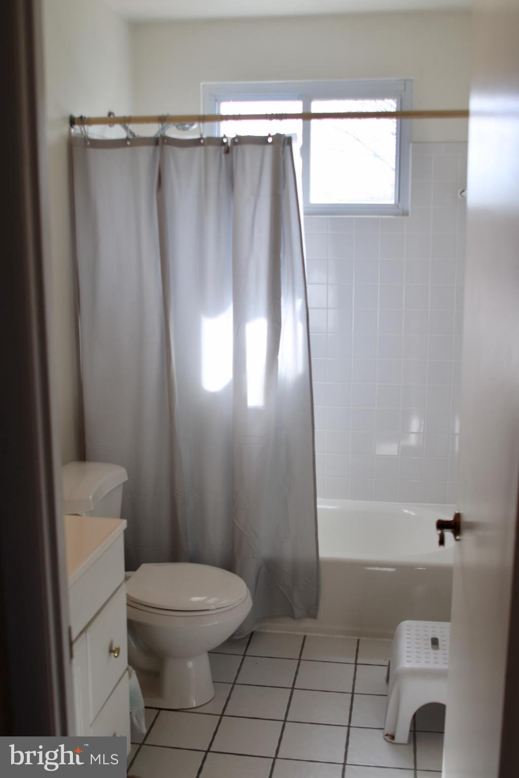 3918 Zurich Road Randallstown, MD 21133 - Photo 11 of 19 Upstairs Bathroom