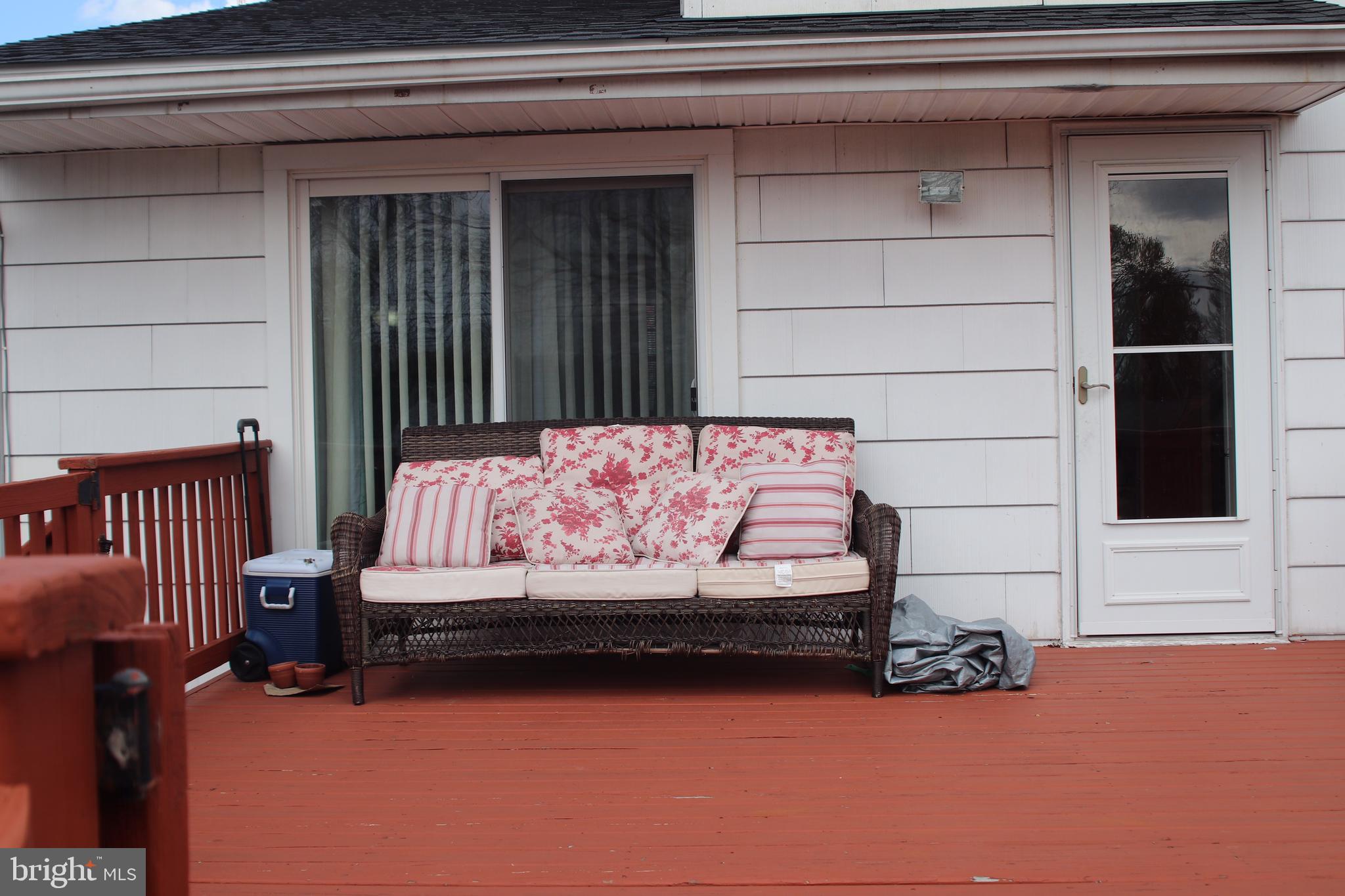 3918 Zurich Road Randallstown, MD 21133 - Photo 18 of 19 Deck