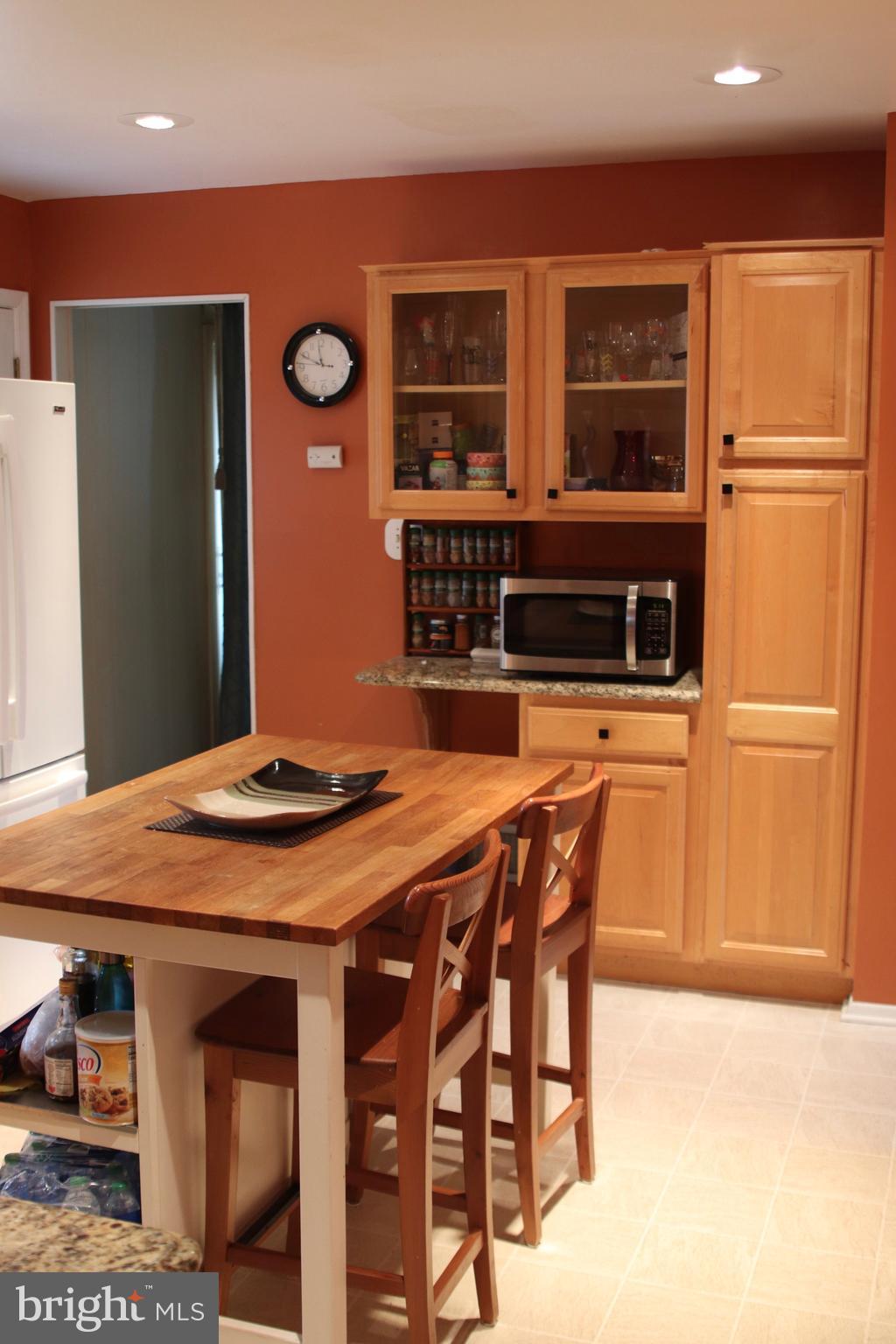 3918 Zurich Road Randallstown, MD 21133 - Photo 3 of 19 Kitchen