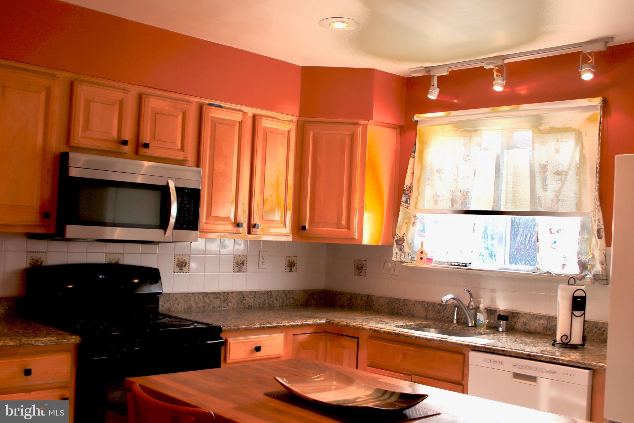 3918 Zurich Road Randallstown, MD 21133 - Photo 4 of 19 Kitchen