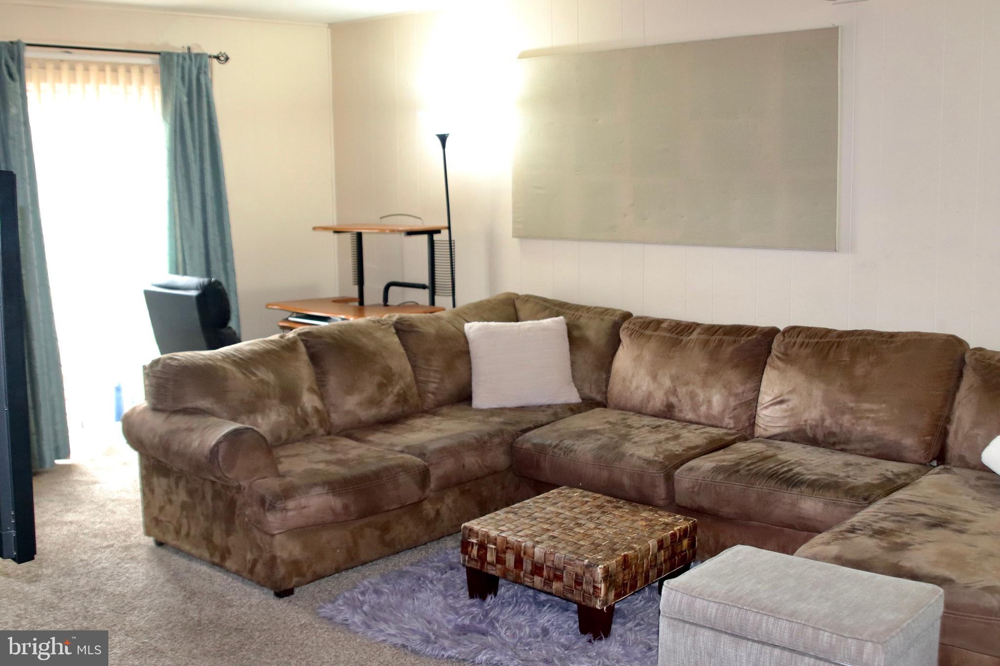 3918 Zurich Road Randallstown, MD 21133 - Photo 5 of 19 Family Room