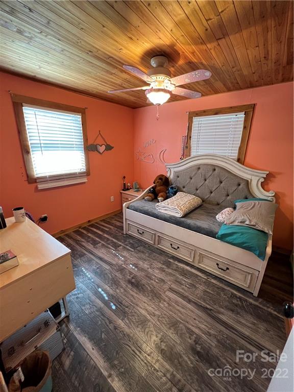 39 Phil Buchanan Road Spruce Pine, NC 28777 - Photo 10 of 29 Gallery Image 10