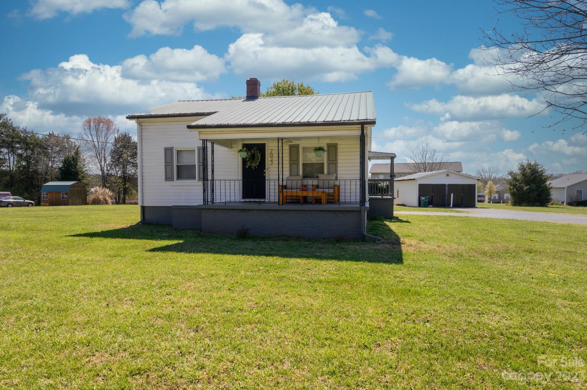 2027 Burris Road Conover, NC 28613 - Photo 3 of 45 Gallery Image 3