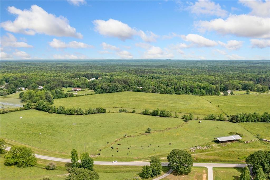 104 Federal Path Temple, GA 30179 - Photo 31 of 32 a view of an ocean and city