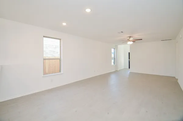 $2,950 | 7919 Royal Palm Drive, Fulshear, TX 77441