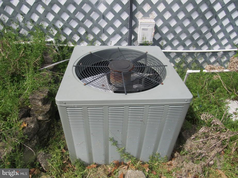 5216 McFaul Road Baltimore, MD 21206 - Photo 5 of 17