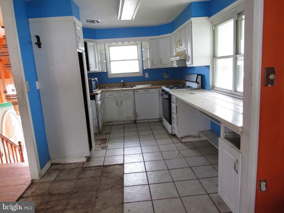 5216 McFaul Road Baltimore, MD 21206 - Photo 10 of 17