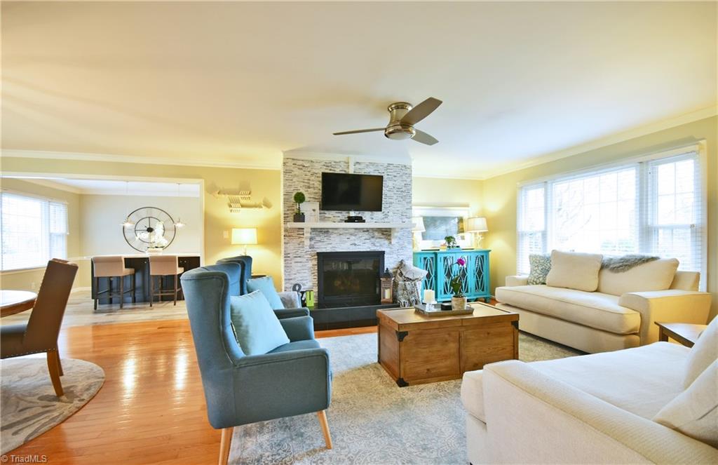 5211 Mountain View Road Northwest Winston-Salem, NC 27104 - Photo 3 of 30 Gallery Image 3