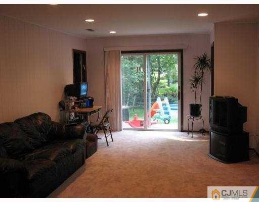 1 Puritan Road East Brunswick, NJ 08816 - Photo 6 of 10 Gallery Image 6