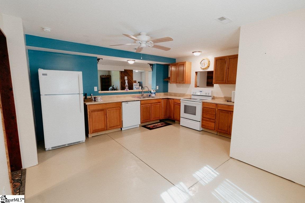 103 Sliding Rock Road Pickens, SC 29671 - Photo 8 of 36 Gallery Image 8