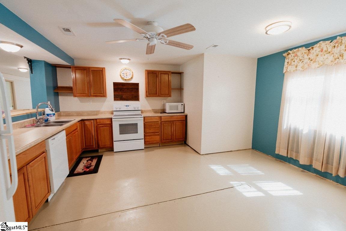 103 Sliding Rock Road Pickens, SC 29671 - Photo 9 of 36 Gallery Image 9