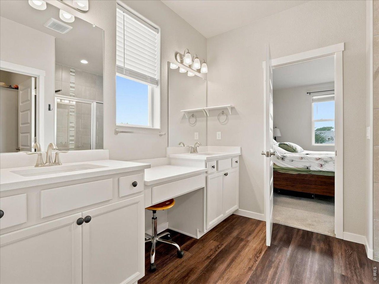2550 Doe Rdg Way Johnstown, CO 80534 - Photo 22 of 49 Built in Vanity