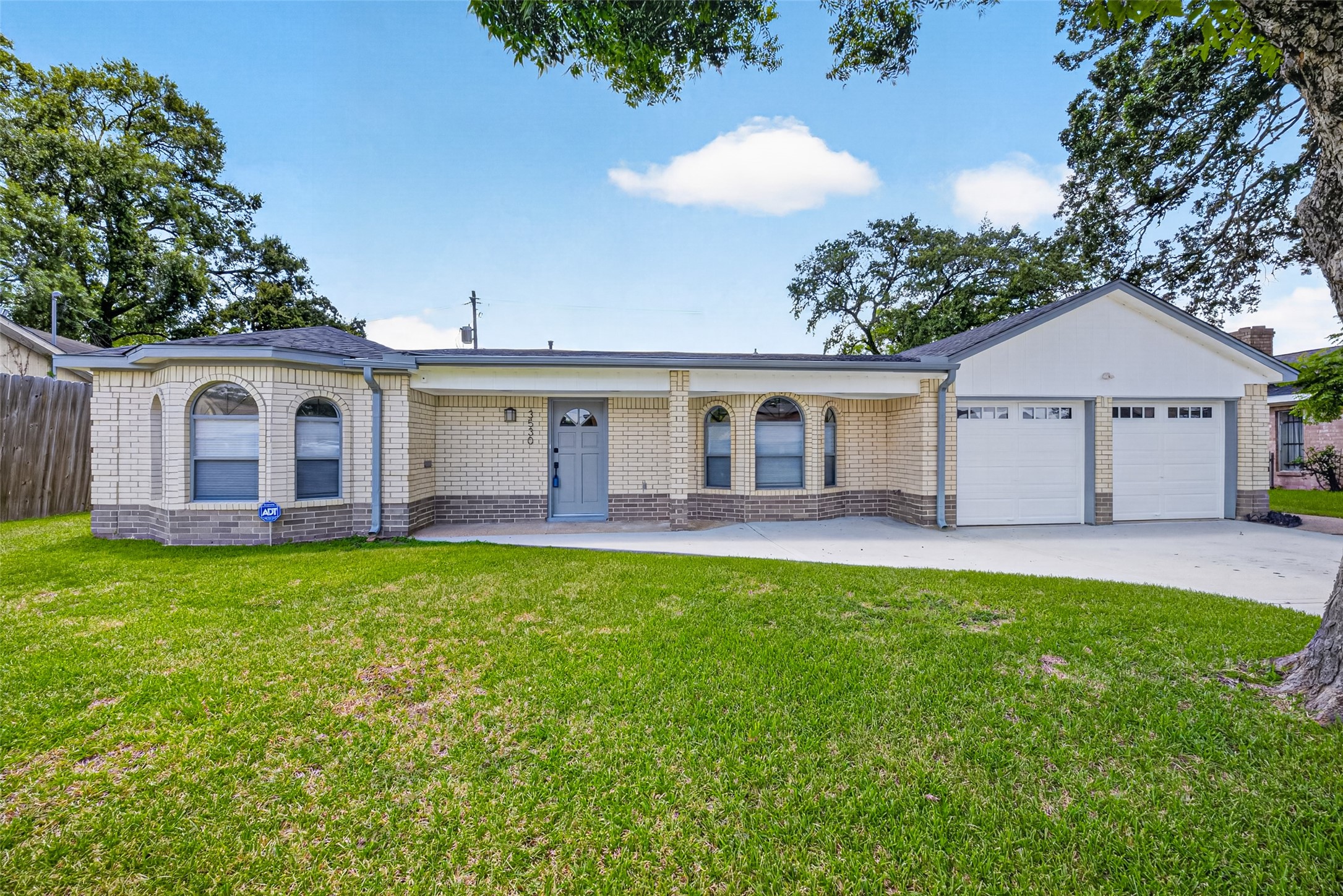 3530 Rosedale Street Houston, TX 77004 - Photo 1 of 50 Spacious and beautifully renovated, this rare 3,750 sq ft single-story home exudes modern urban sophistication on an expansive lot.