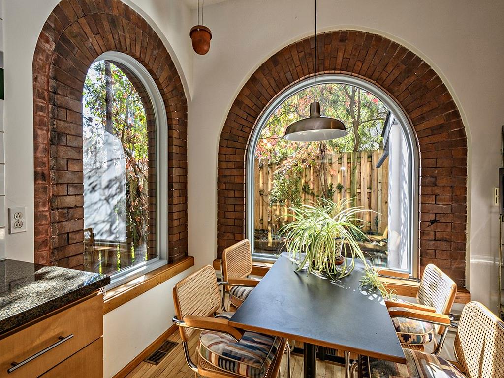 1 Parkton Place Pittsburgh, PA 15232 - Photo 10 of 25 Charming eating area