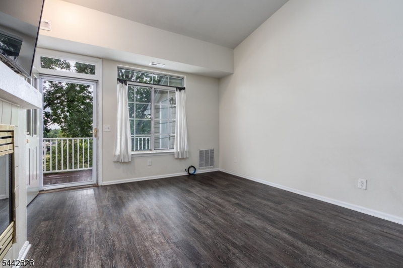 24 Wescott Road, Unit 24 Bedminster, NJ 07921 - Photo 6 of 26