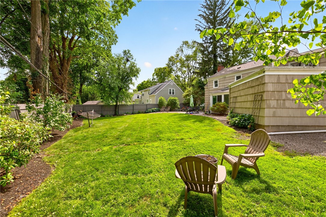 292 Chelmsford Road Brighton, NY 14618 - Photo 13 of 50