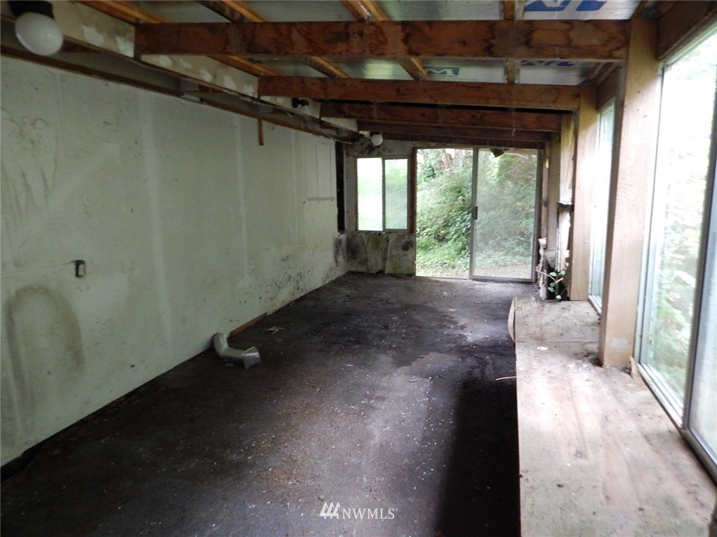 425 Manley Road Bellingham, WA 98229 - Photo 13 of 15 Gallery Image 13
