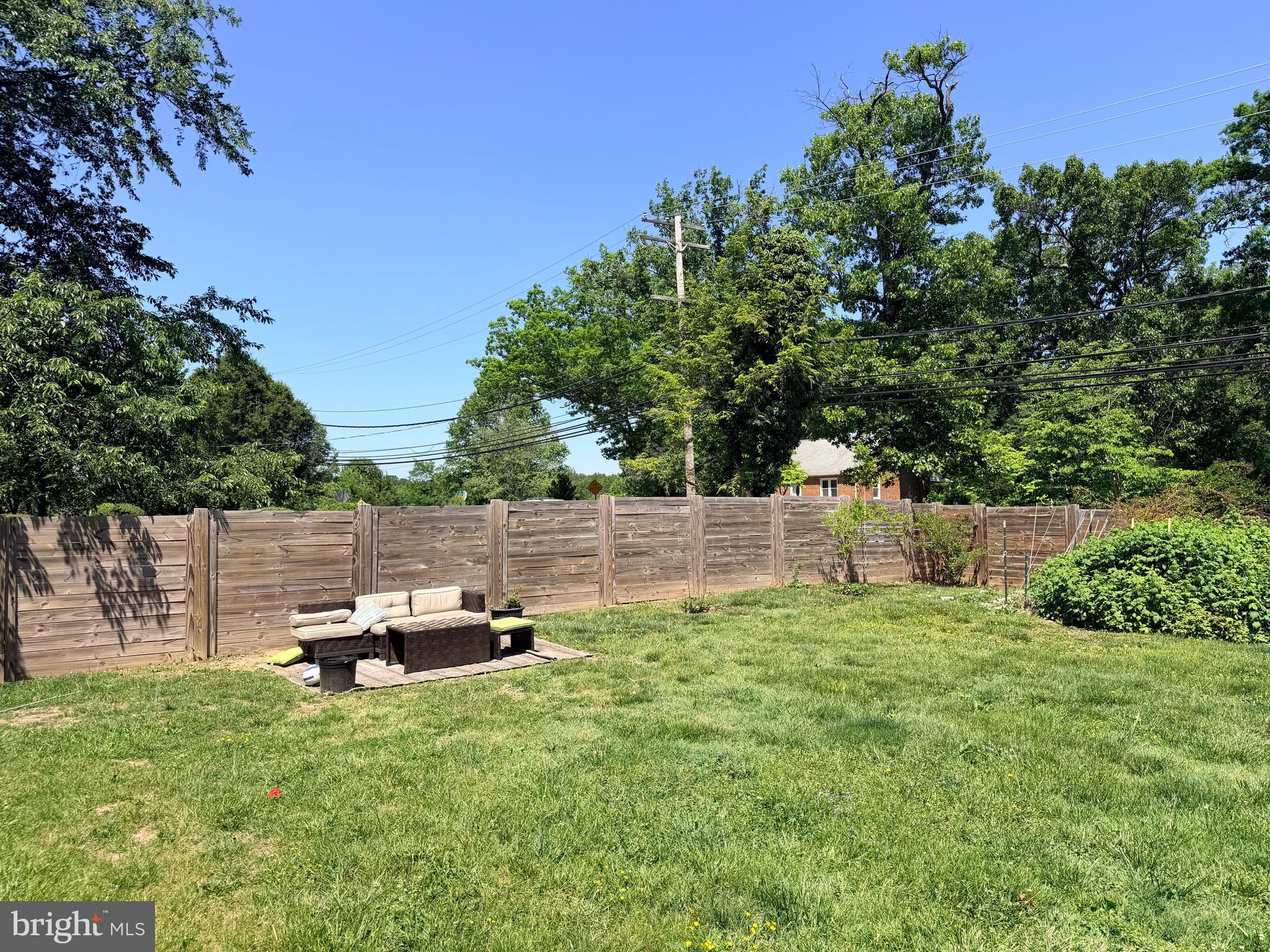 5790 Hunt Club Road Elkridge, MD 21075 - Photo 67 of 84 Fenced rear yard w/garden