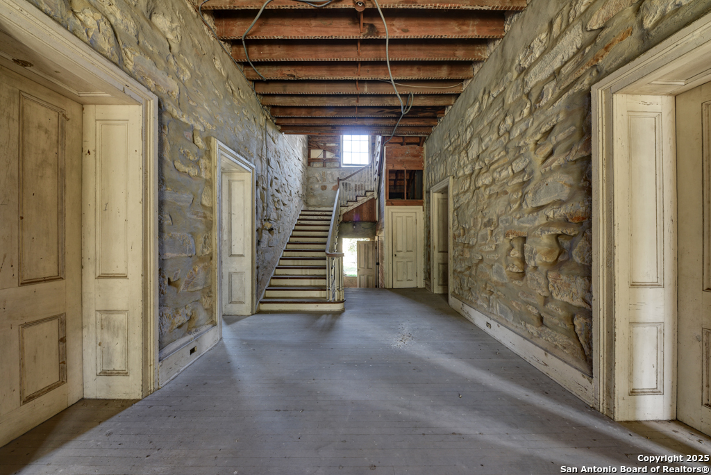 6887 Von Ormy Road Von Ormy, TX 78073 - Photo 14 of 50