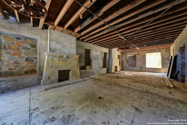 $7,250,000 | 6887 Von Ormy Road, Von Ormy, TX 78073