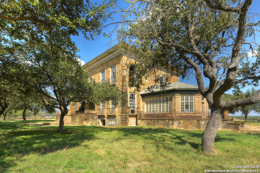 6887 Von Ormy Road Von Ormy, TX 78073 - Photo 9 of 50