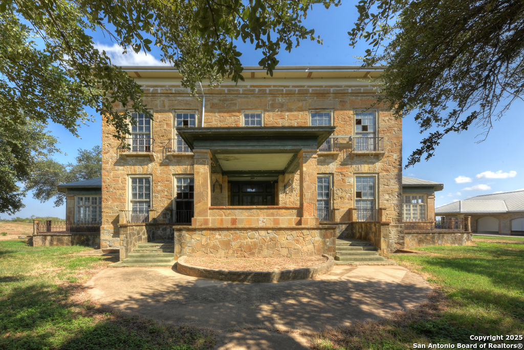 6887 Von Ormy Road Von Ormy, TX 78073 - Photo 10 of 50